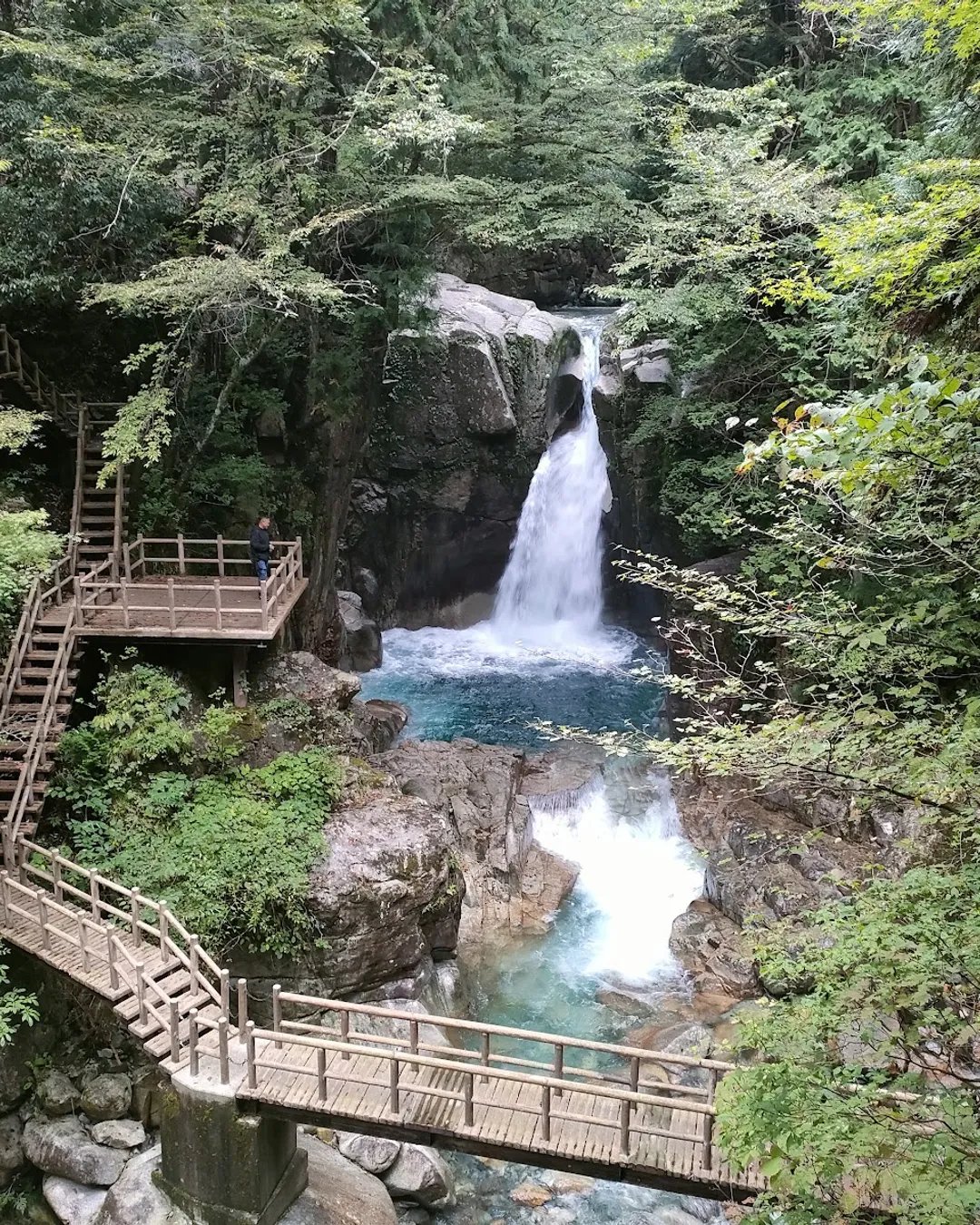 🏞️ 삼배계곡 폭포(산바이타니노타키) 이미지 8